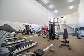 Pier 21 Riverside Apartment Hotel