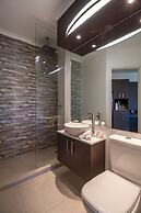 Pier 21 Riverside Apartment Hotel