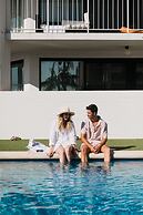 Pier 21 Riverside Apartment Hotel