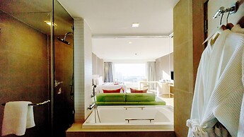 Signature Pattaya Hotel