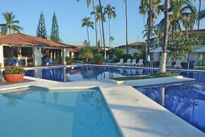 Cabo Blanco Hotel & Marina