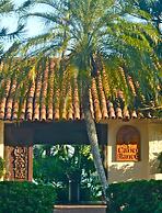 Cabo Blanco Hotel & Marina