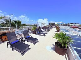 Hotel Kavia 5th Avenida