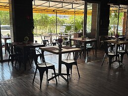 Hotel Kavia 5th Avenida