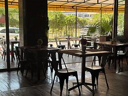 Hotel Kavia 5th Avenida