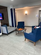 Holiday Inn Express Wichita North - Park City by IHG