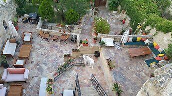 4 ODA Cave House Boutique Hotel