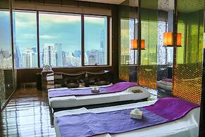 Renaissance Bangkok Ratchaprasong Hotel