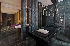 Renaissance Bangkok Ratchaprasong Hotel by Marriott