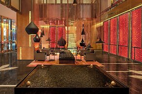 Renaissance Bangkok Ratchaprasong Hotel