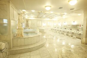 Shinjuku Kuyakusho-mae Capsule Hotel