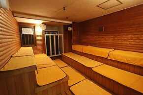 Shinjuku Kuyakusho-mae Capsule Hotel