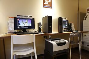 Shinjuku Kuyakusho-mae Capsule Hotel