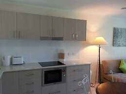 Clifton Sands Holiday Apartments