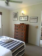 Clifton Sands Holiday Apartments