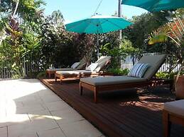 Clifton Sands Holiday Apartments