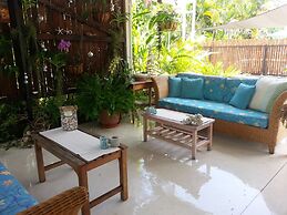 Clifton Sands Holiday Apartments