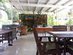 Clifton Sands Holiday Apartments