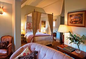 The Five Arrows Hotel