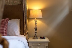 The Five Arrows Hotel