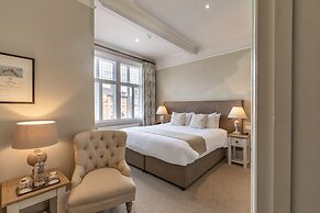 The Five Arrows Hotel