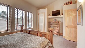 Eagle Fire Lodge & Cabins