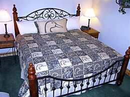 Eagle Fire Lodge & Cabins