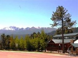 Eagle Fire Lodge & Cabins