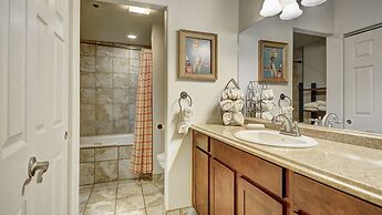 Eagle Fire Lodge & Cabins