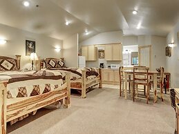 Eagle Fire Lodge & Cabins