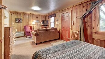 Eagle Fire Lodge & Cabins