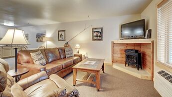 Eagle Fire Lodge & Cabins