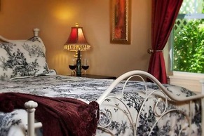 The Carriage House B&B