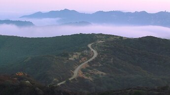Topanga Canyon Inn B&B