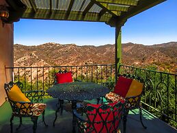 Topanga Canyon Inn B&B