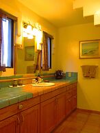 Topanga Canyon Inn B&B