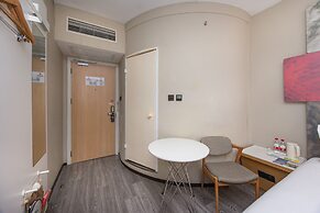 ibis Shanghai Lianyang