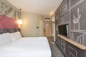 ibis Shanghai Lianyang