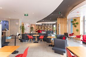 ibis Shanghai Lianyang