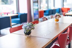 ibis Shanghai Lianyang