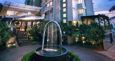 Golden Tulip Balikpapan Hotel & Suites