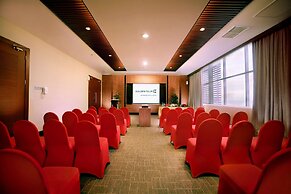 Golden Tulip Balikpapan Hotel & Suites