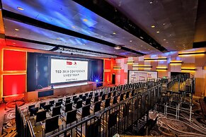 Manila Marriott Hotel at Newport World Resorts