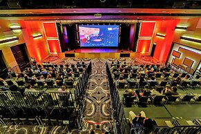 Manila Marriott Hotel at Newport World Resorts