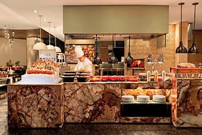 Manila Marriott Hotel at Newport World Resorts