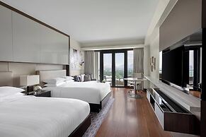 Manila Marriott Hotel at Newport World Resorts