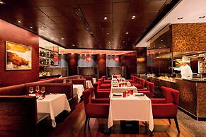 Manila Marriott Hotel at Newport World Resorts