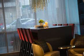 The Royal Sonesta Chicago River North