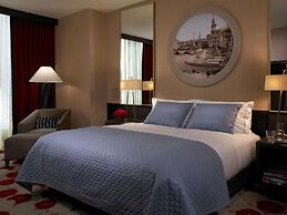 The Royal Sonesta Chicago River North