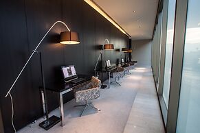 Pullman Rosario City Center Hotel